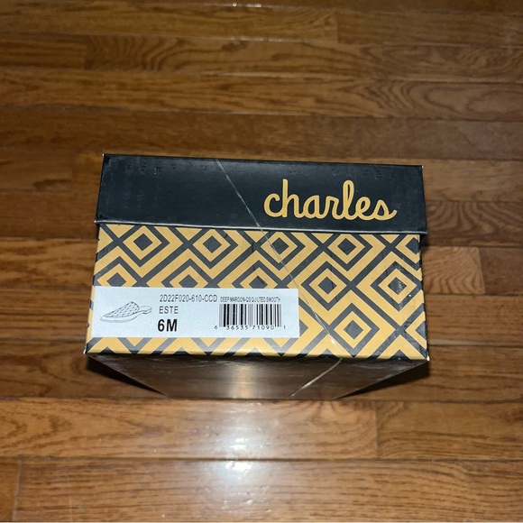 Charles by Charles David Este Quilted Microsuede Mule Flats Maroon Women’s 6 - Picture 9 of 10